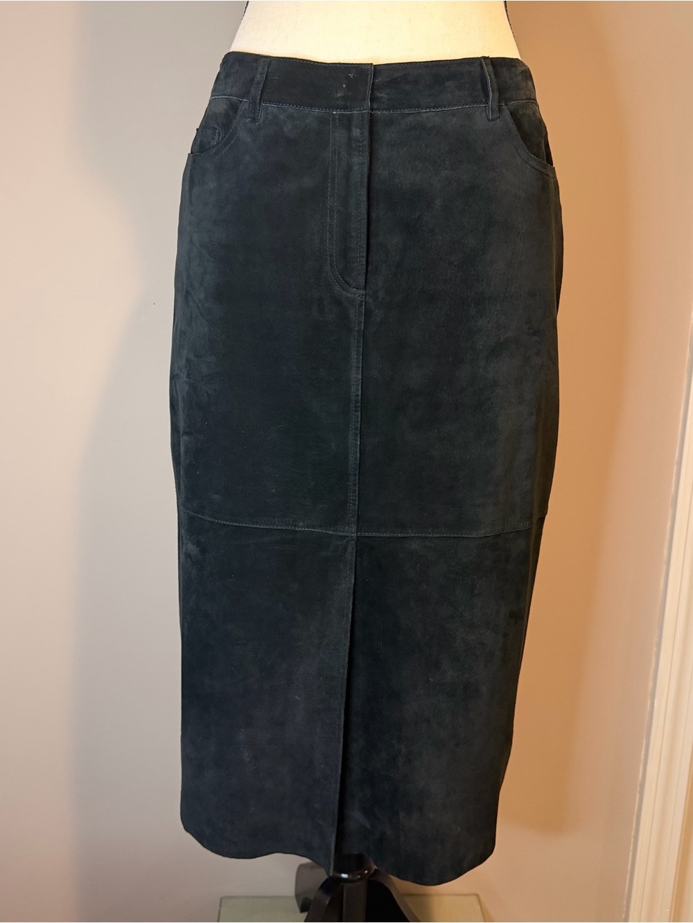 Reaction Kenneth Cole Black 100% Suede Midi Skirt Sz 6